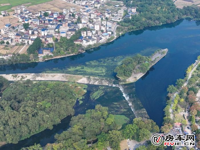房车生活场景